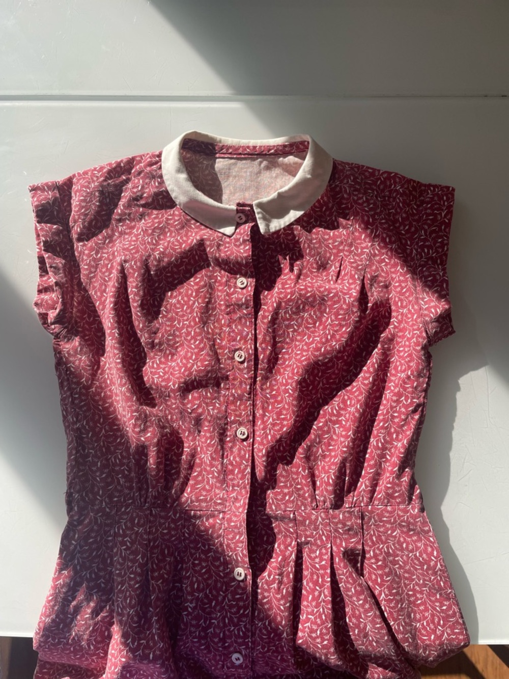 1980s Button-Front Midi Floral Dress with White Collar - Picture 4 of 11